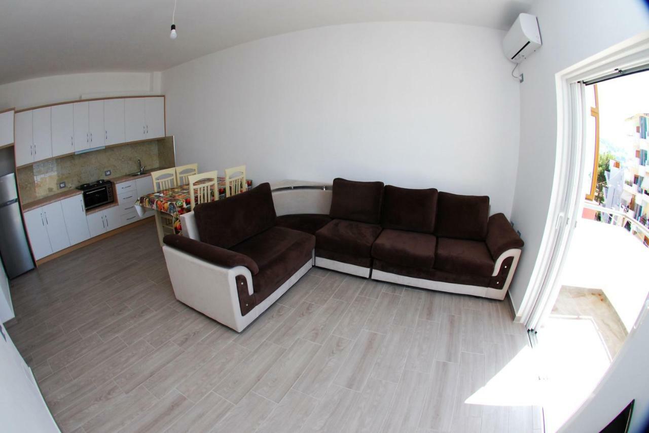 Rafail'S Apartment Sarandë Exterior foto